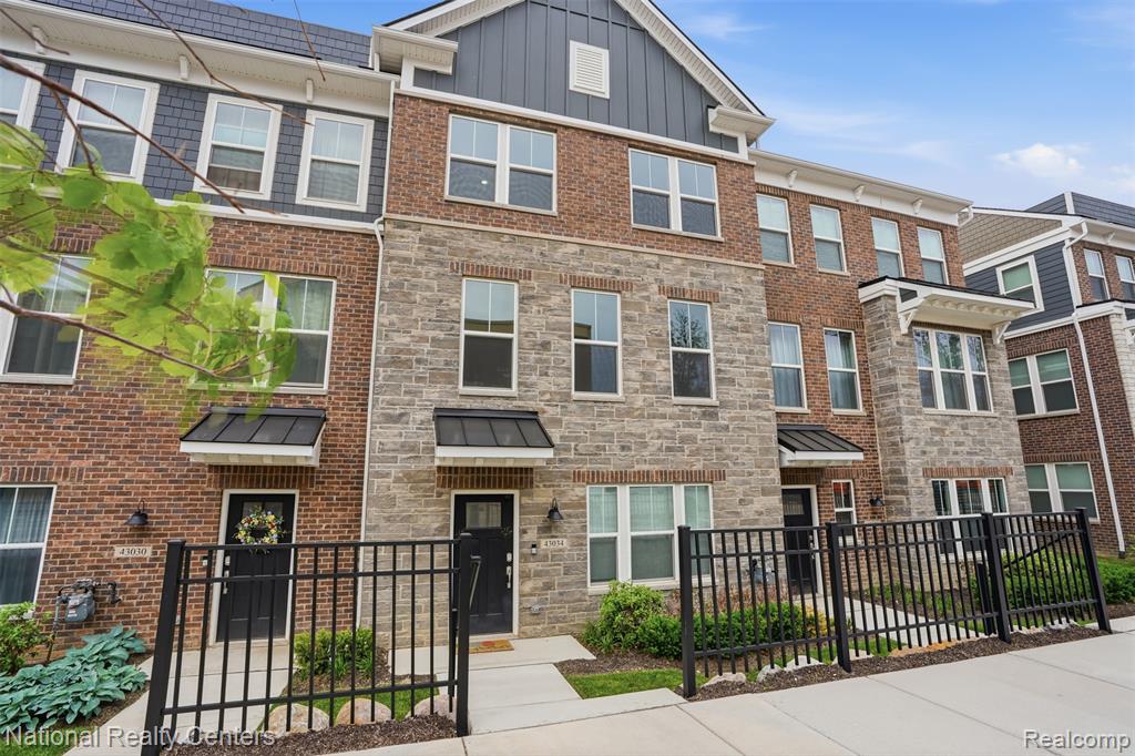 43034 Atwood Avenue, Novi, MI — Photo 2