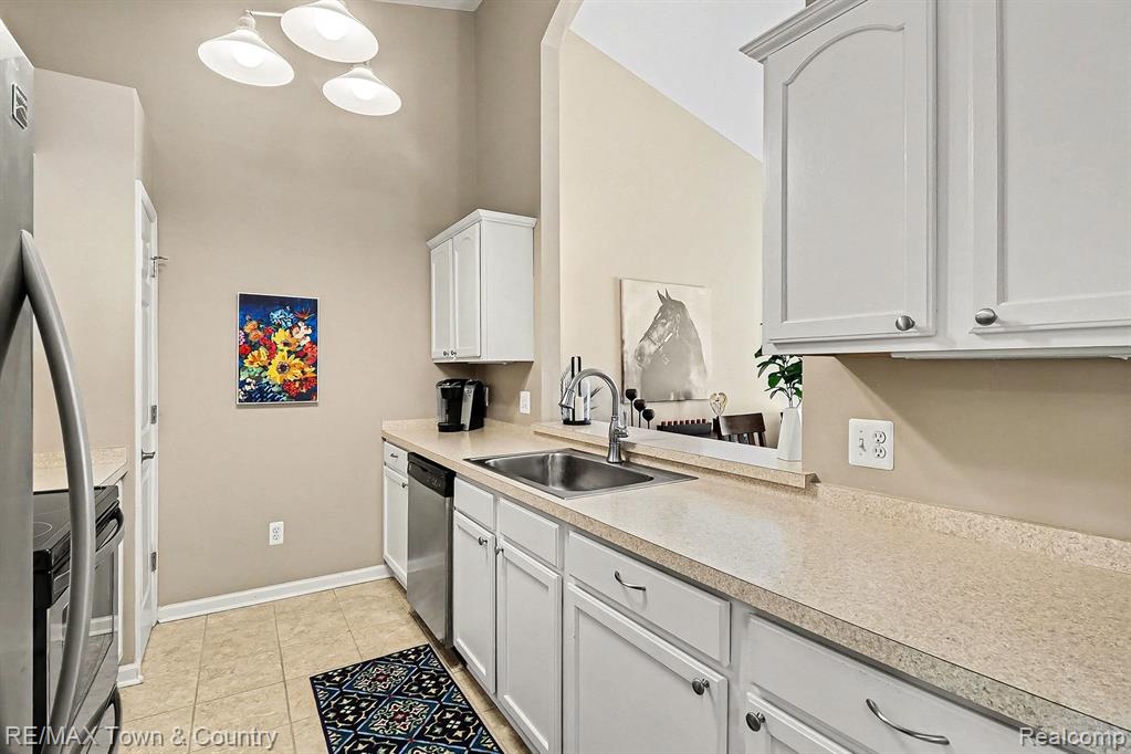 7241 Kings Way, Flushing, MI 48433 — Photo 12