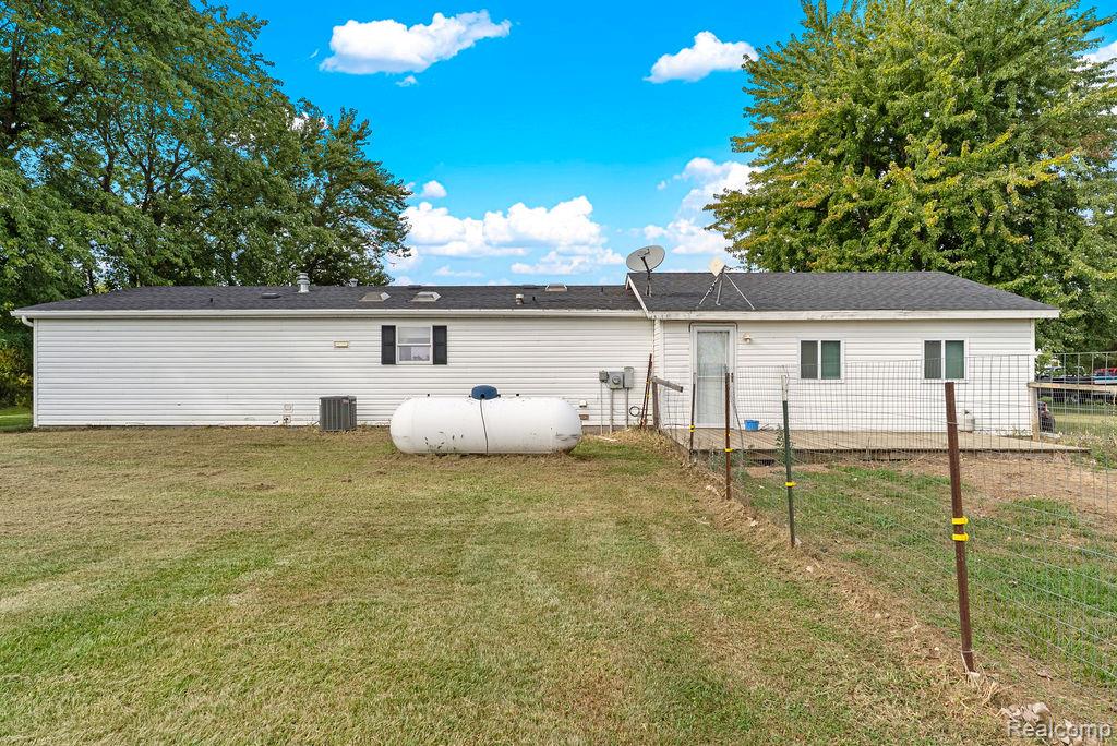 5087 W Sanilac Road, Snover, MI 48472 — Photo 9