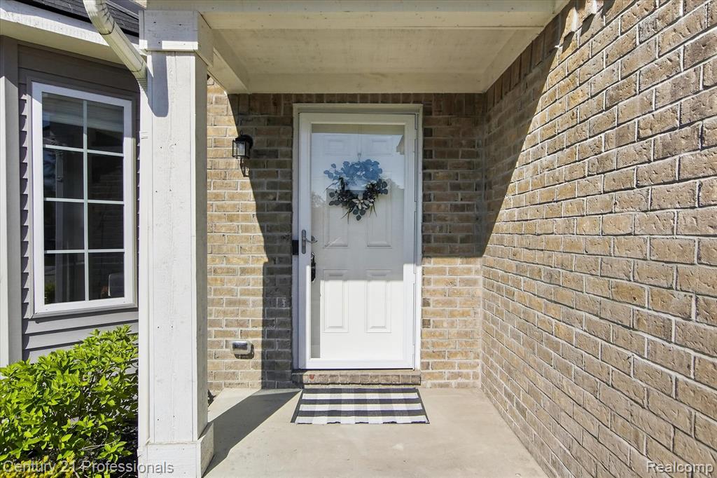 8871 Dover Court, Livonia, MI 48150 — Photo 3