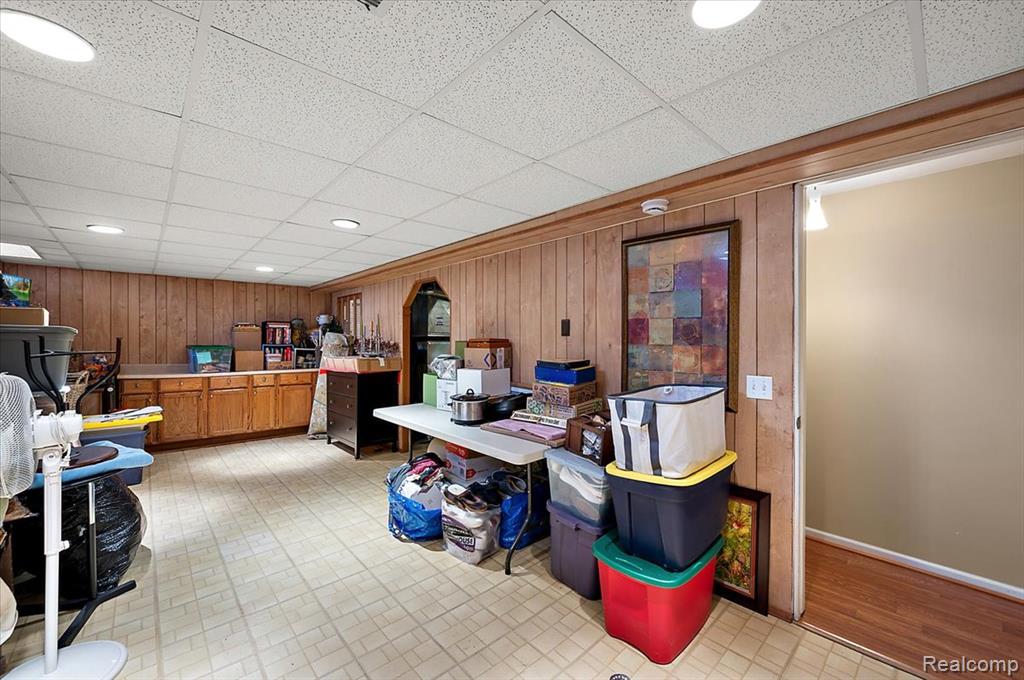24546 Fairway Hills Drive, Novi, MI — Photo 32