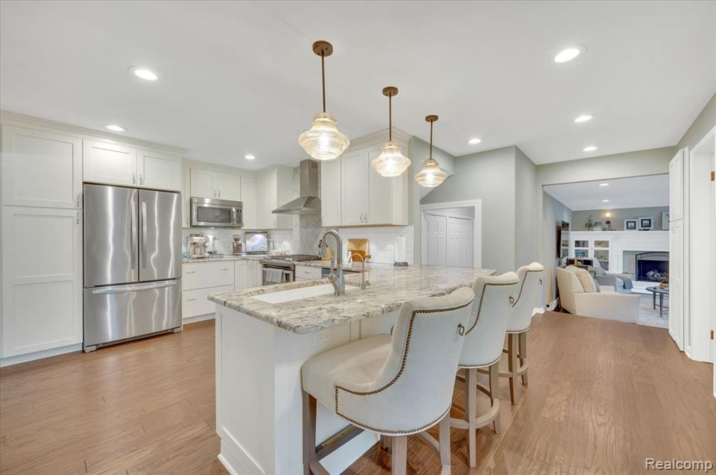 6875 Hubbard Road, Clarkston, MI 48348 — Photo 16
