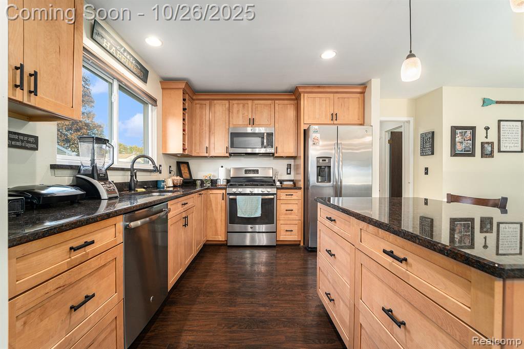 1615 Brentwood Drive, Wixom, MI 48393 — Photo 5