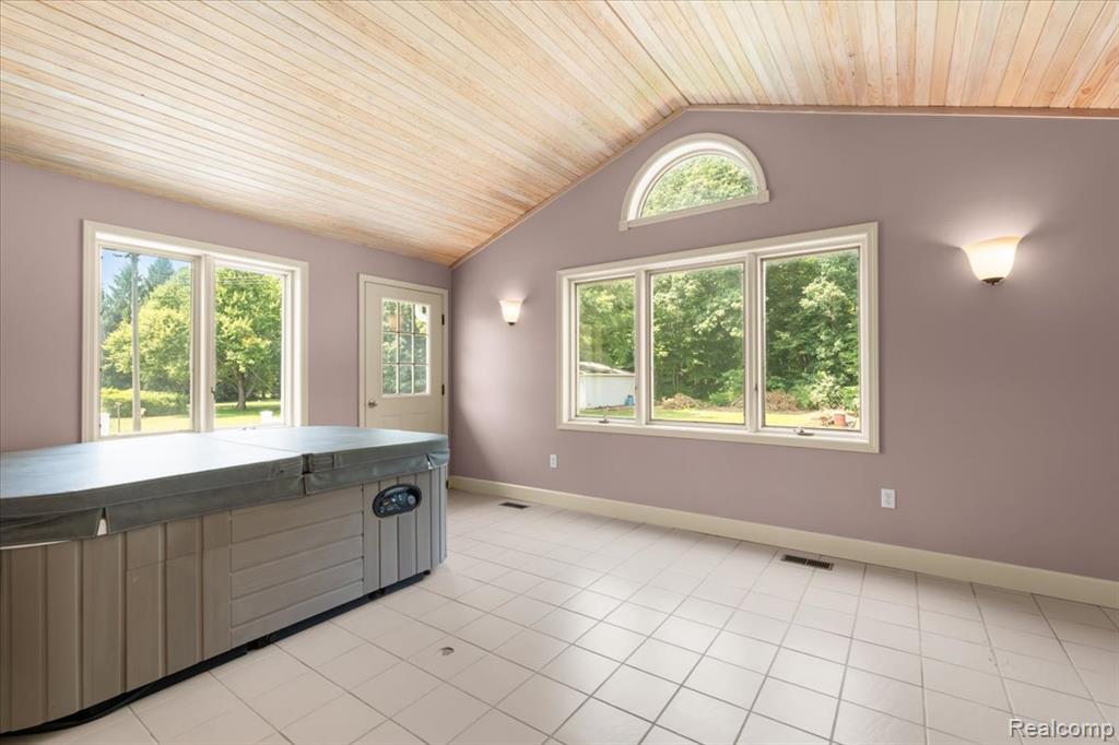 14600 Darling Road, Milan, MI 48160 — Photo 20