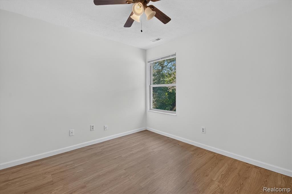 61165 Greenwood Drive, South Lyon, MI 48178 — Photo 22