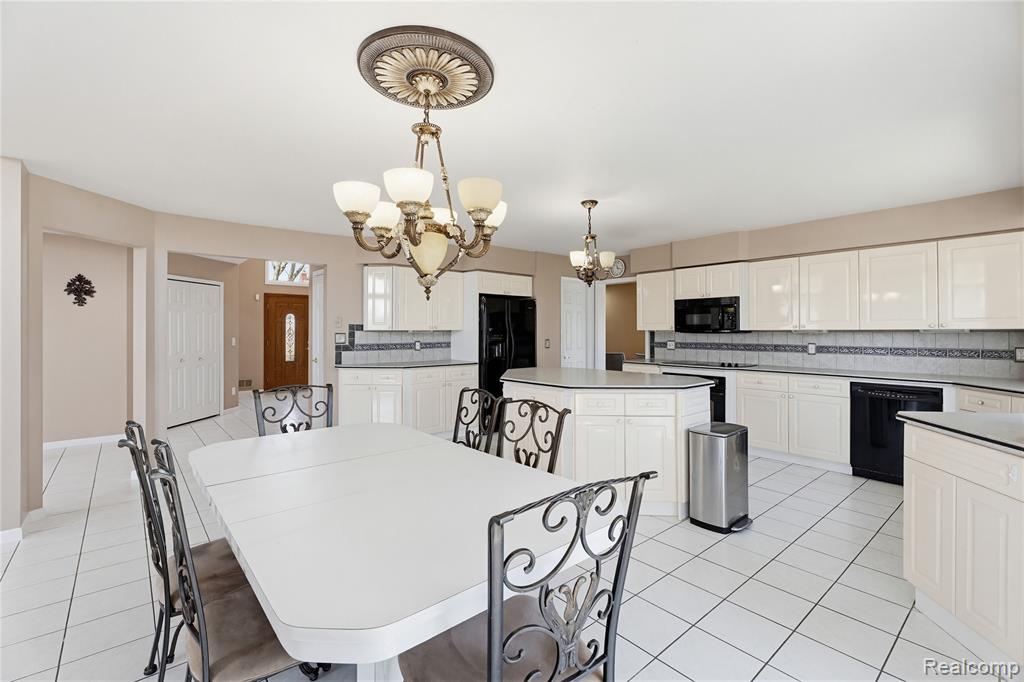 41116 Ginger Court, Sterling Heights, MI 48314 — Photo 20