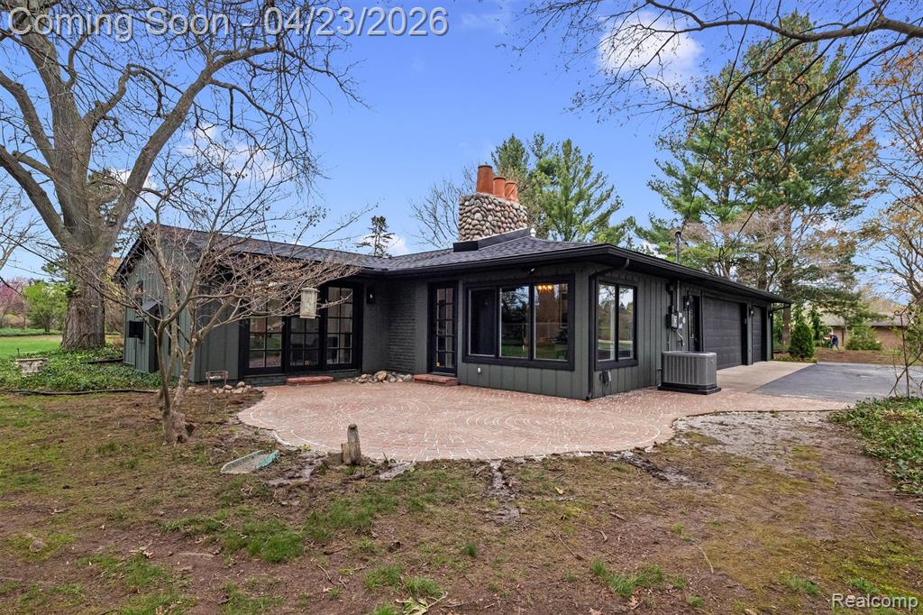 6800 Crestway Drive, Bloomfield Hills, MI 48301 — Photo 25