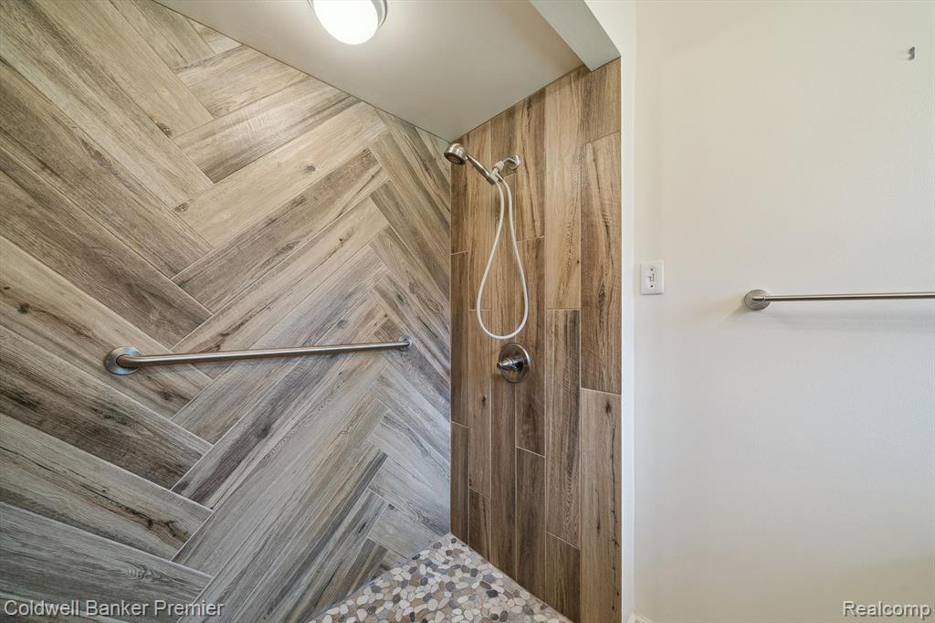 8077 Casa Mia Drive, White Lake, MI — Photo 25