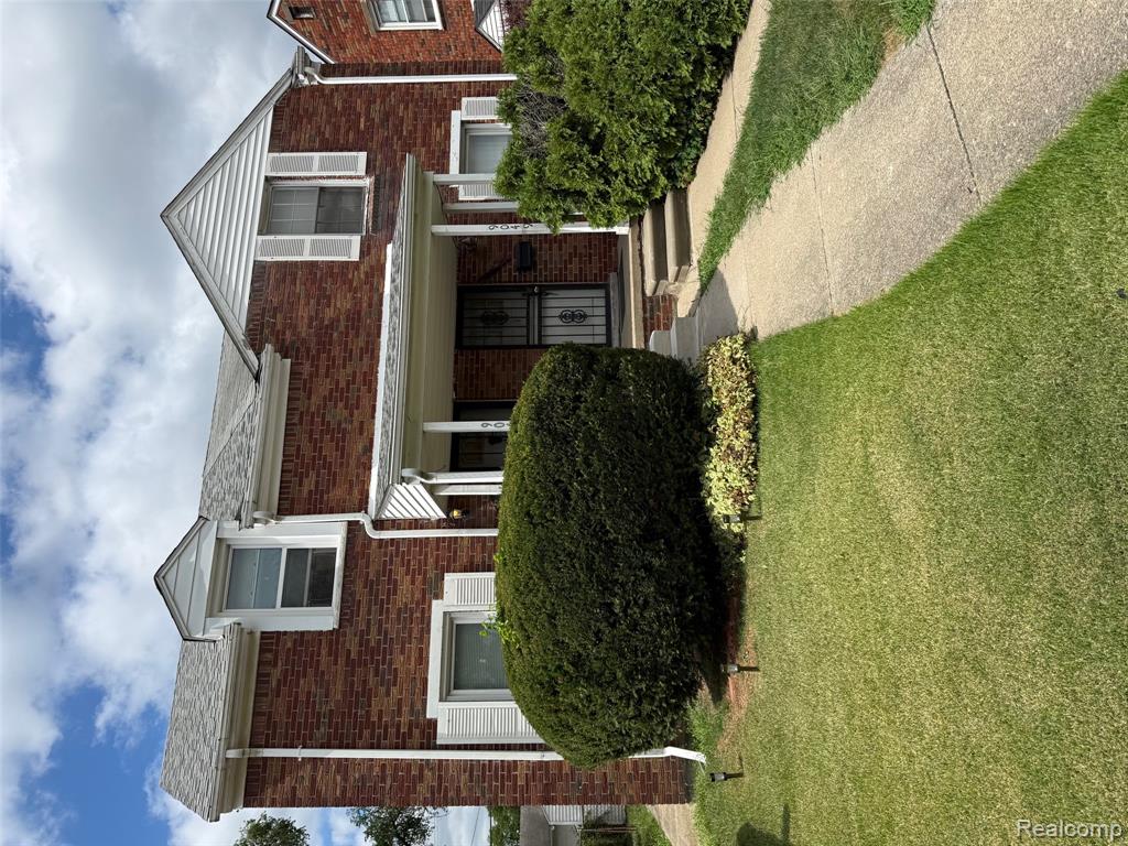9049 Ohio Street, Detroit, MI 48204 — front exterior