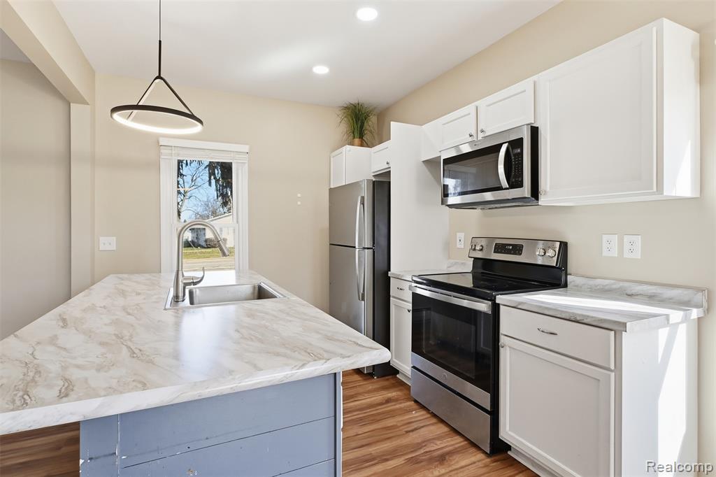 532 E Broad Street, Linden, MI 48451 — Photo 5