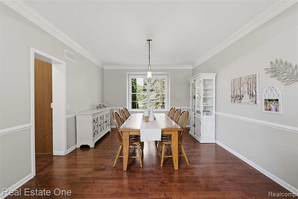 5097 Birkdale Drive, Commerce Twp, MI 48382 — Photo 11