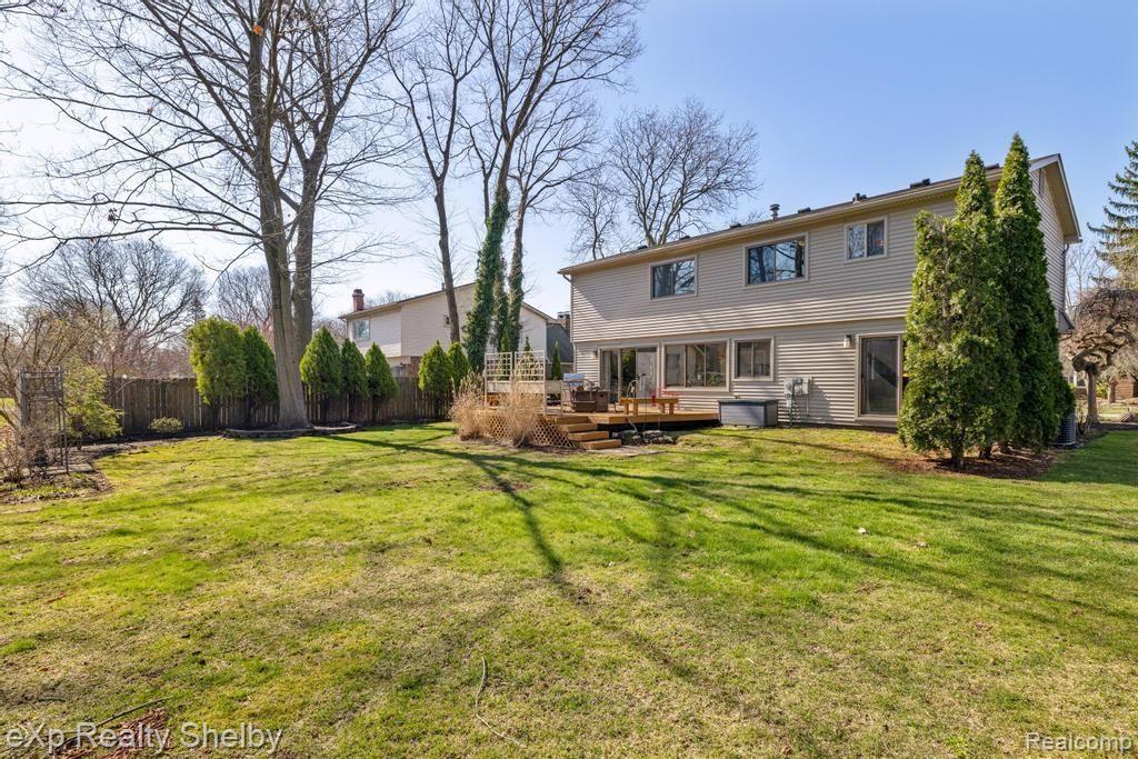 691 BARCLAY Drive, Troy, MI 48085 — Photo 50
