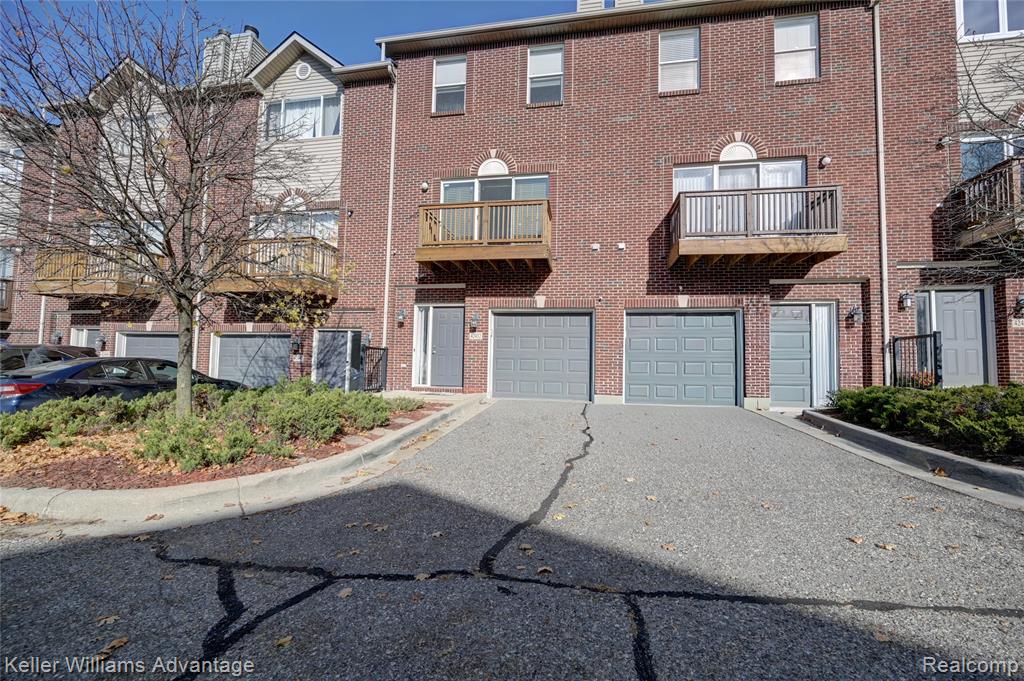 42432 Corlina Drive, Northville, MI 48167 — Photo 51