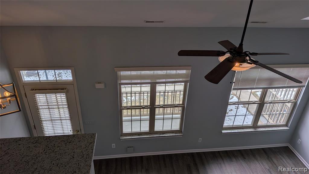 413 VILLAGE Drive, Walled Lake, MI 48390 — Photo 22