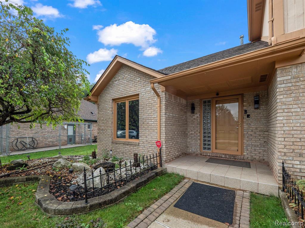 52478 FAWN Drive, Macomb, MI 48042 — Photo 8