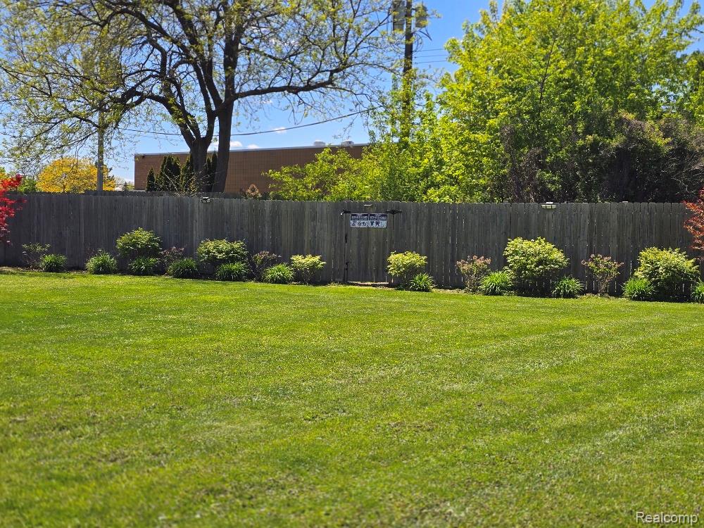 5523 Jerome Lane, Grand Blanc, MI 48439 — Photo 54