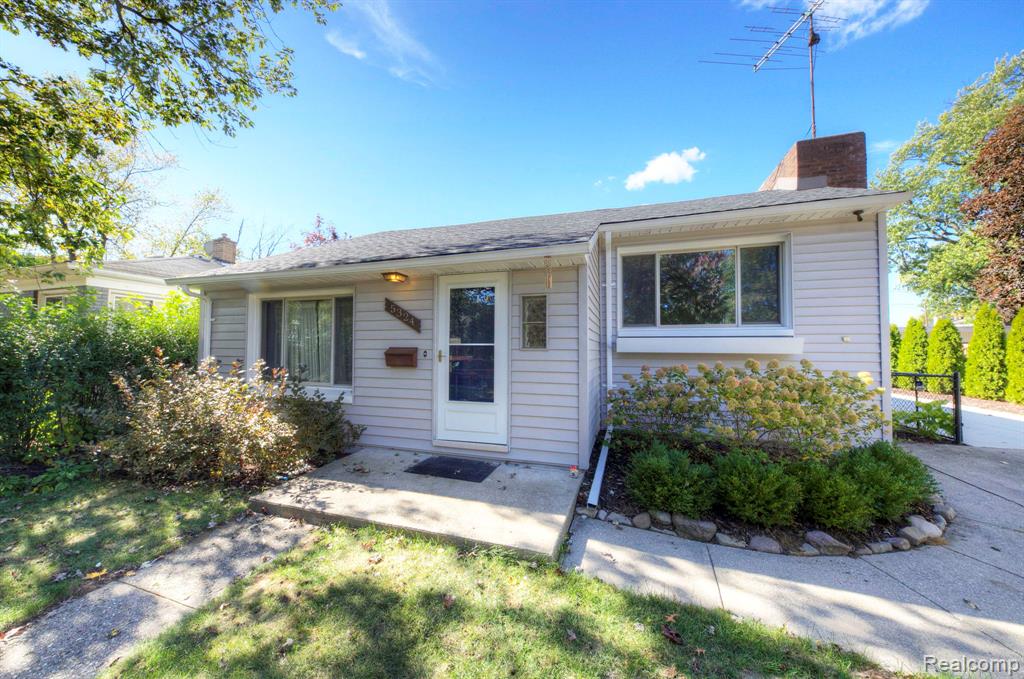 5324 Newberry Street, Wayne, MI 48184 — front exterior