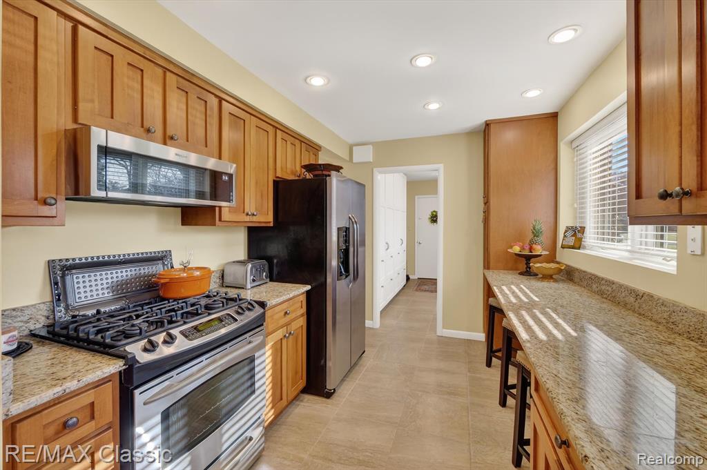 4731 Pickering Road, Bloomfield Hills, MI 48301 — Photo 26