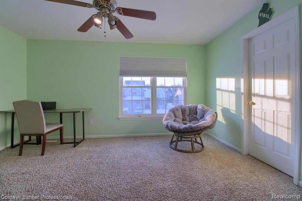 6647 ROBINDALE Drive, Ypsilanti, MI 48197 — Photo 23