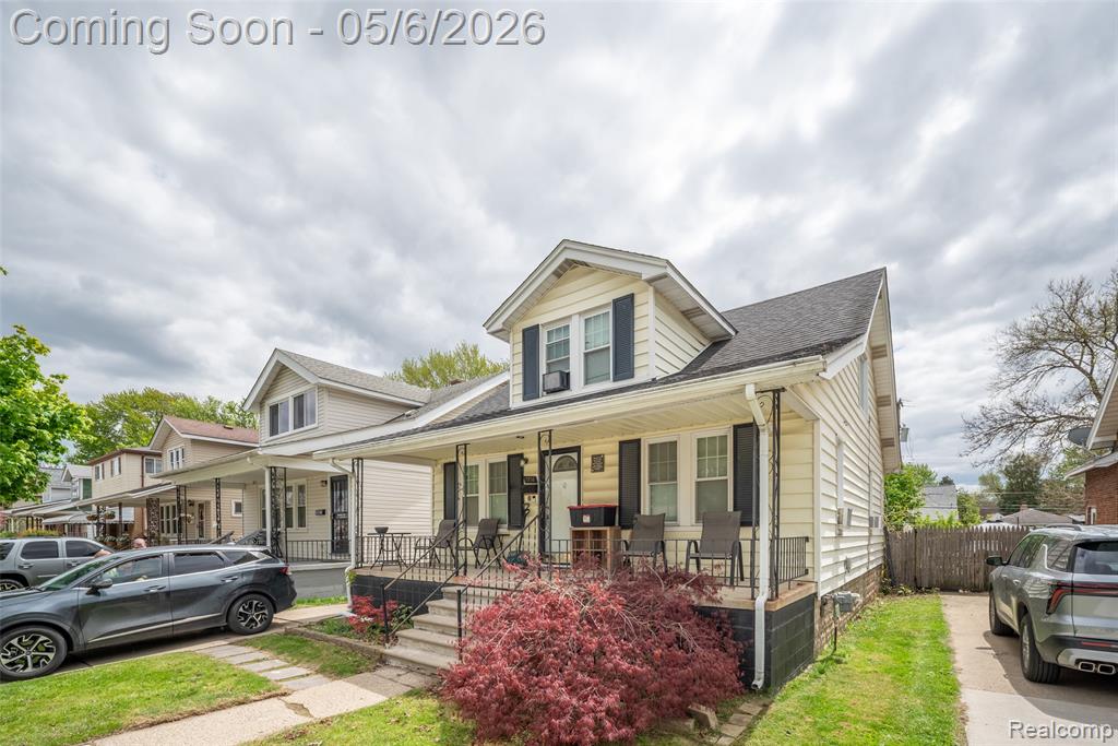 7276 Engleman, Center Line, MI 48015 — Photo 2