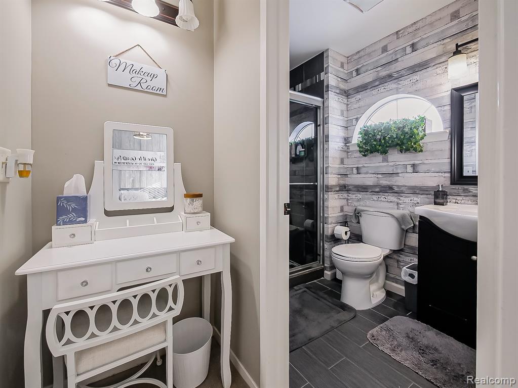 41399 Belden Circle, Novi, MI 48377 — Photo 15