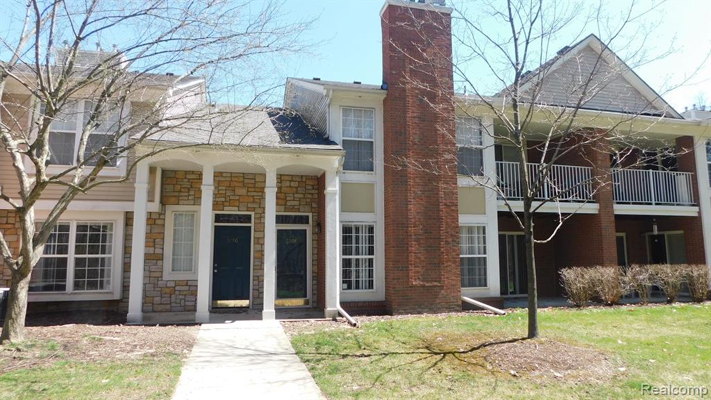 5204 PINE AIRES Drive, Sterling Heights, MI 48314 — front exterior
