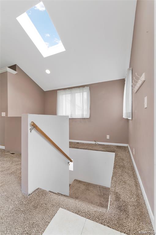 811 Miller Road, Lake Orion, MI 48362 — Photo 27