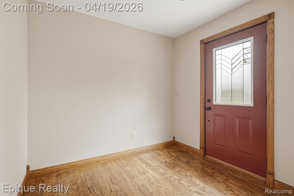 8269 Morrish Road, Flushing, MI 48433 — Photo 5