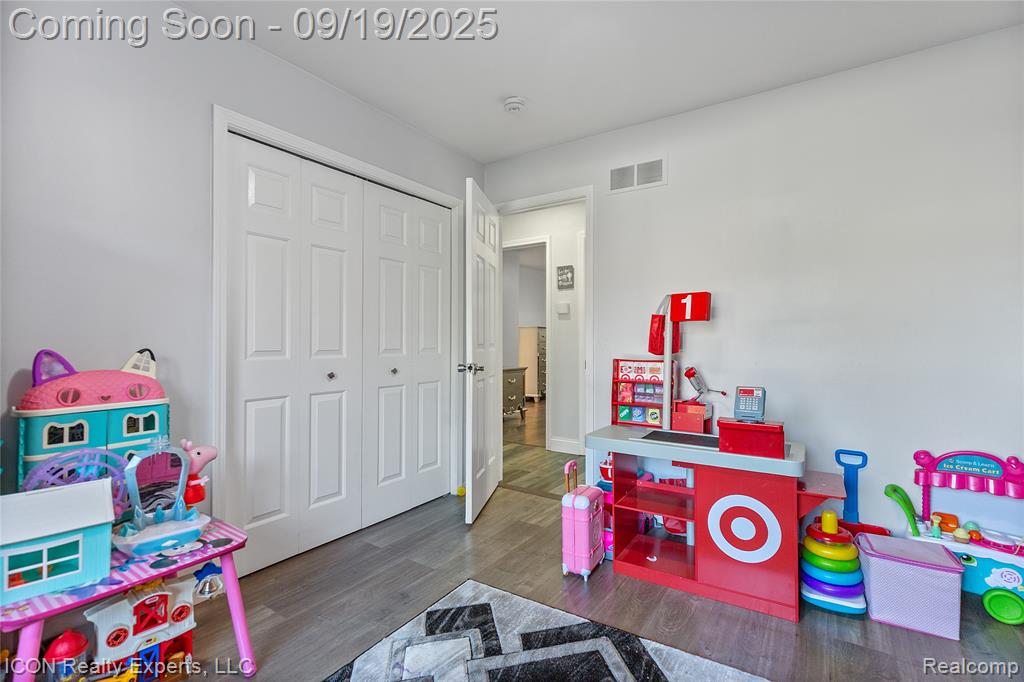 47367 Cherry Valley Drive, Macomb, MI 48044 — Photo 29