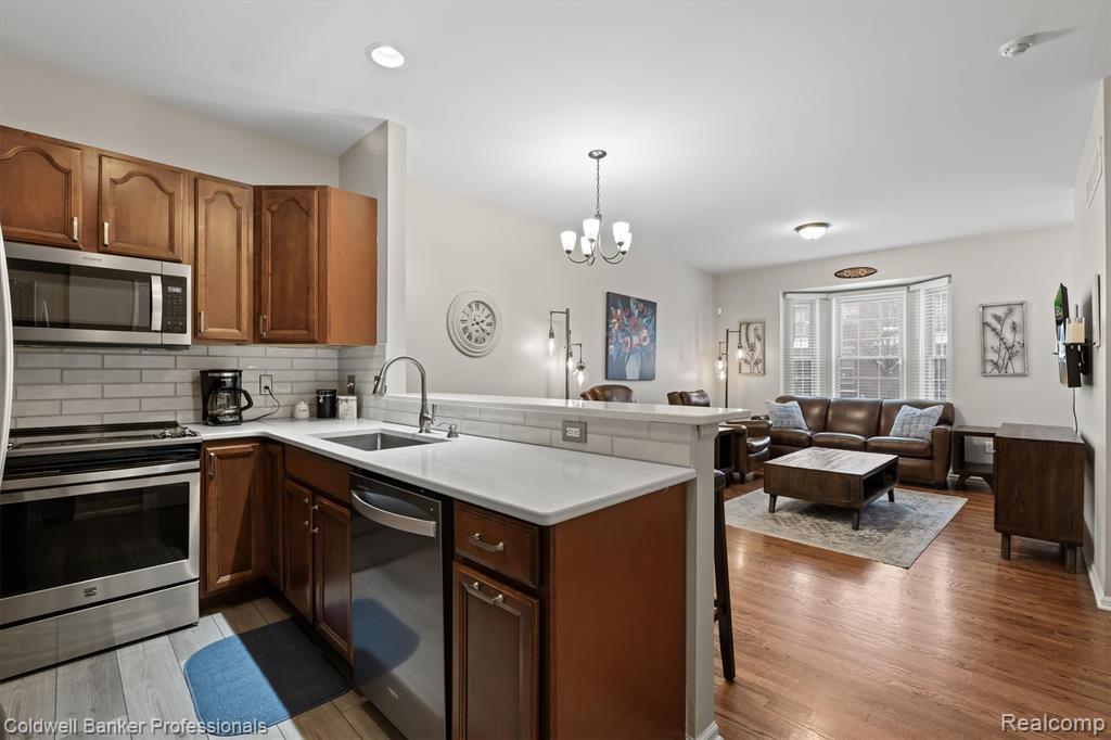 41210 Maplewood Drive, Canton, MI 48187 — Photo 13
