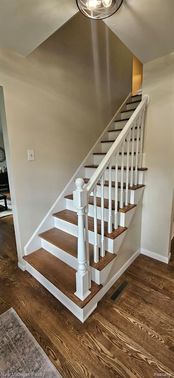 1105 Woodnoll Drive, Flint, MI 48507 — Photo 7