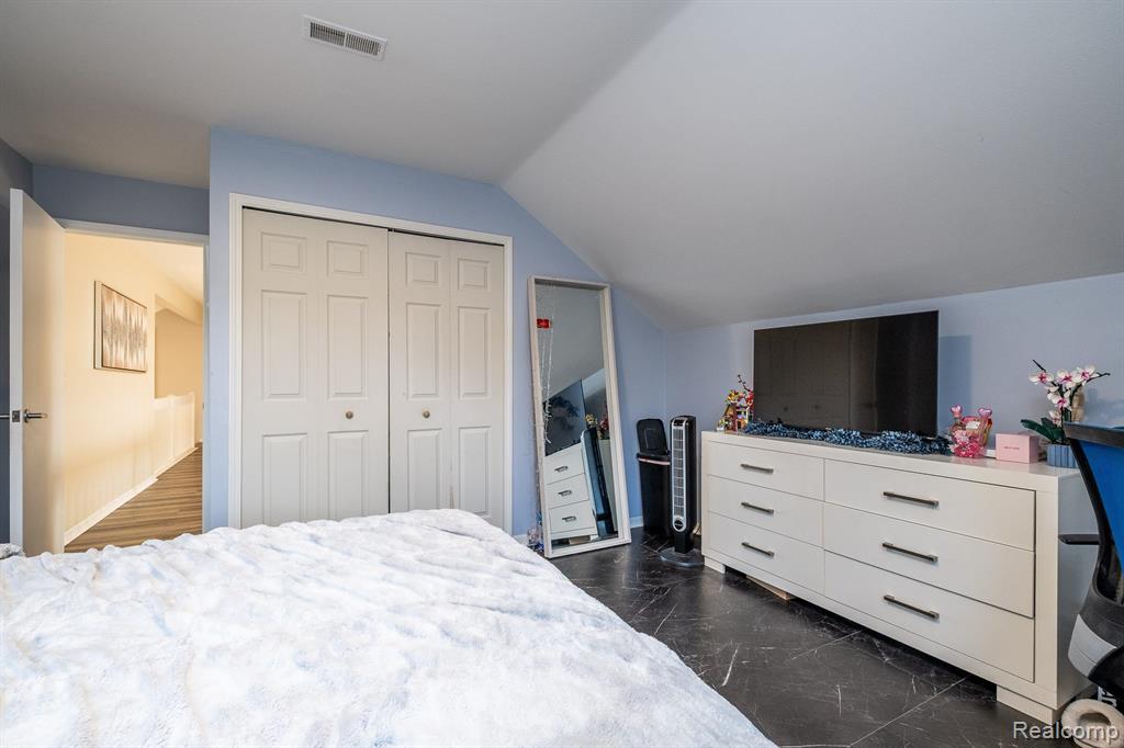 41924 ALDEN Drive, Clinton Twp, MI 48038 — Photo 35