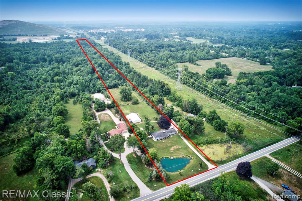 10268 7 Mile Road, Northville, MI 48167 — Photo 44