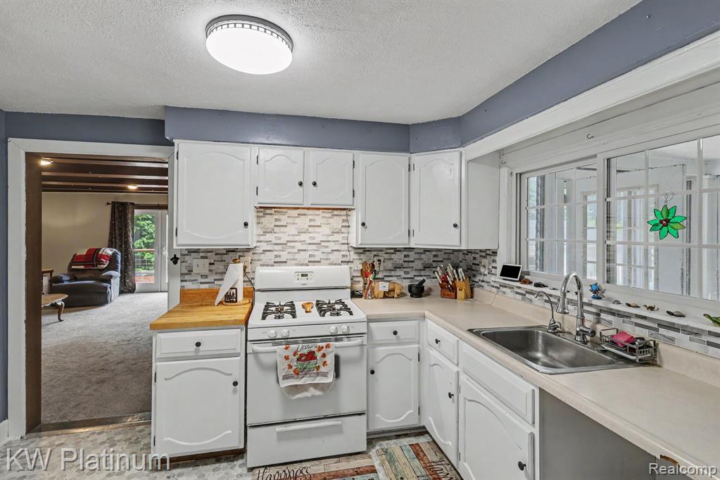 581 S Main Street, Vermontville, MI 49096 — Photo 7