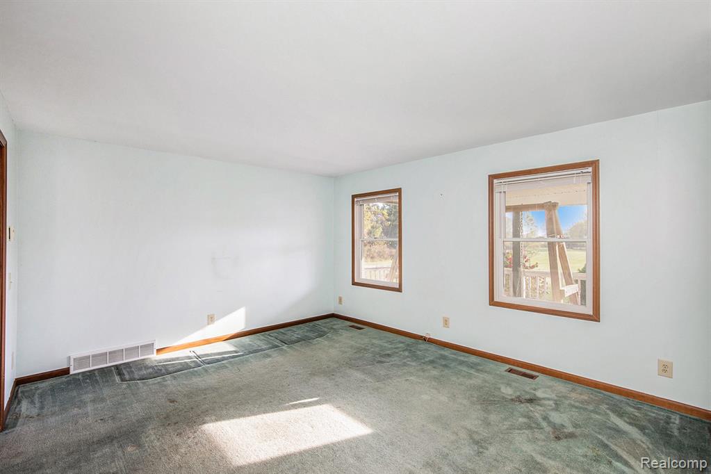 5489 Cade Road, Imlay City, MI 48444 — Photo 5