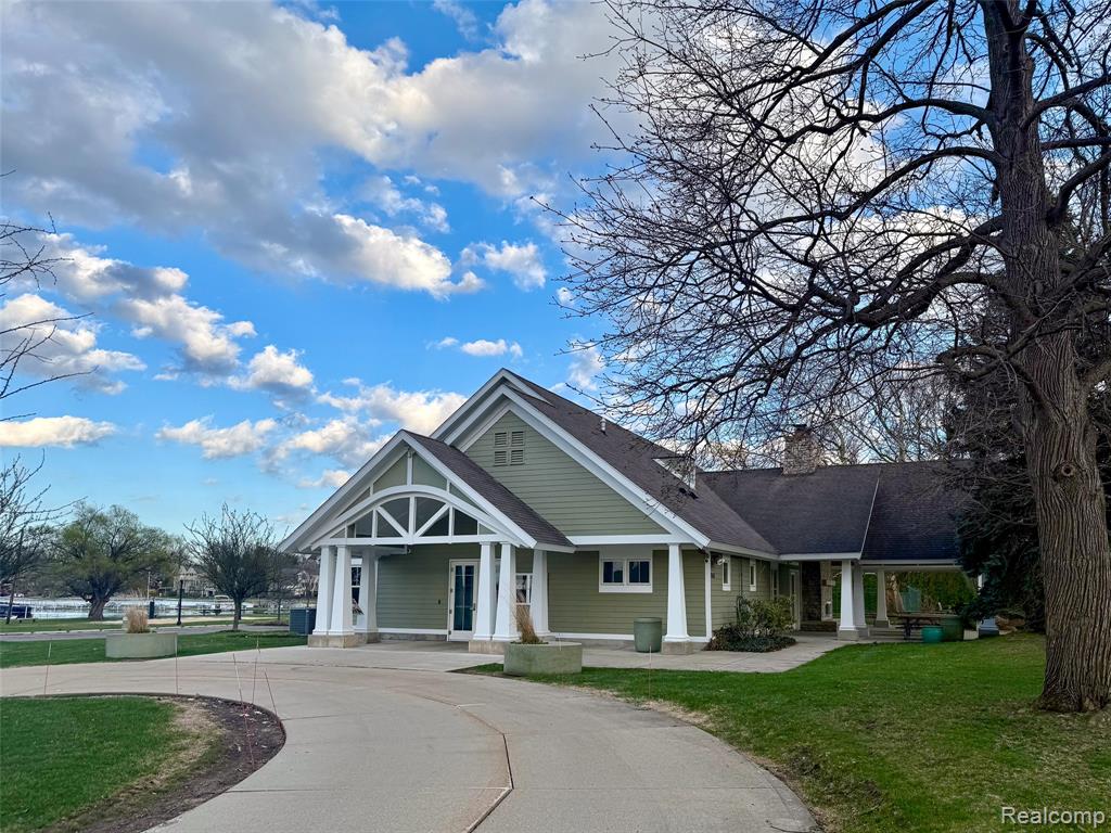 1430 Benvenue Street, Sylvan Lake, MI 48320 — Photo 85