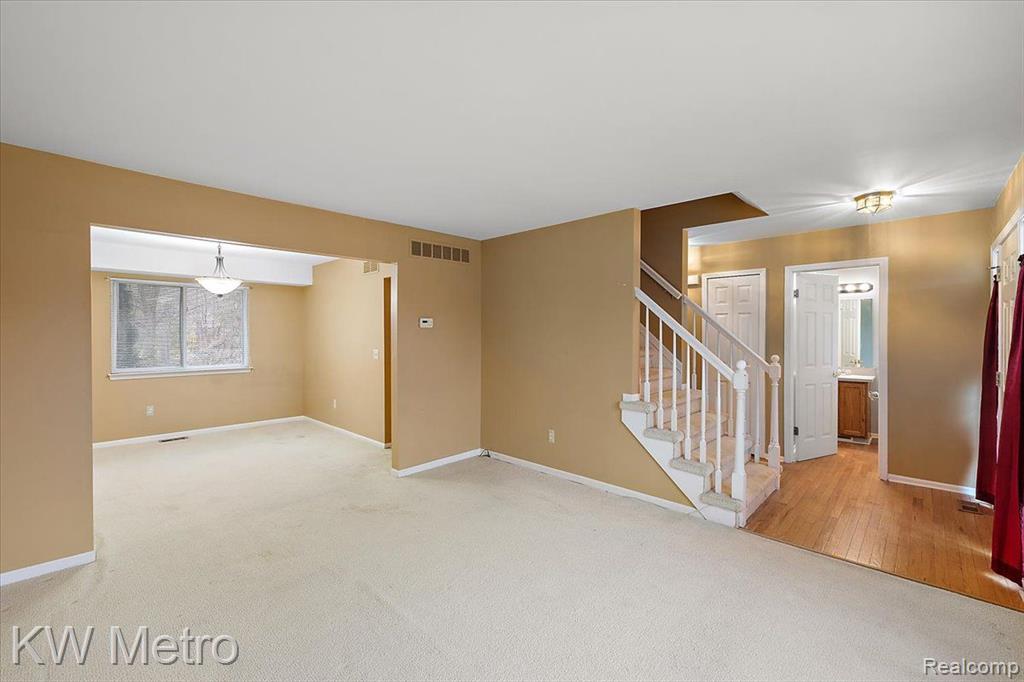 3767 PARKLAWN Drive, Canton, MI 48188 — Photo 19