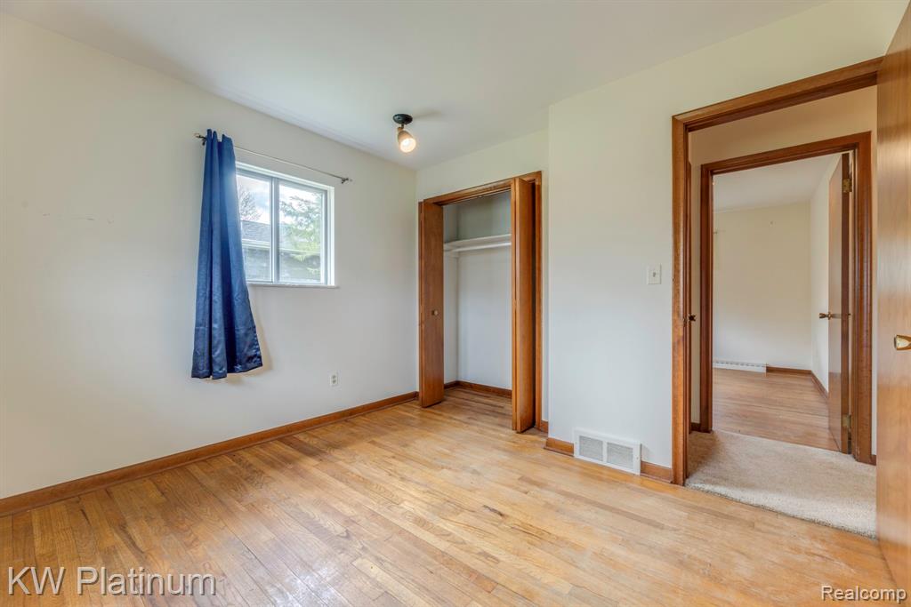 206 E Park Street, Capac, MI 48014 — Photo 17
