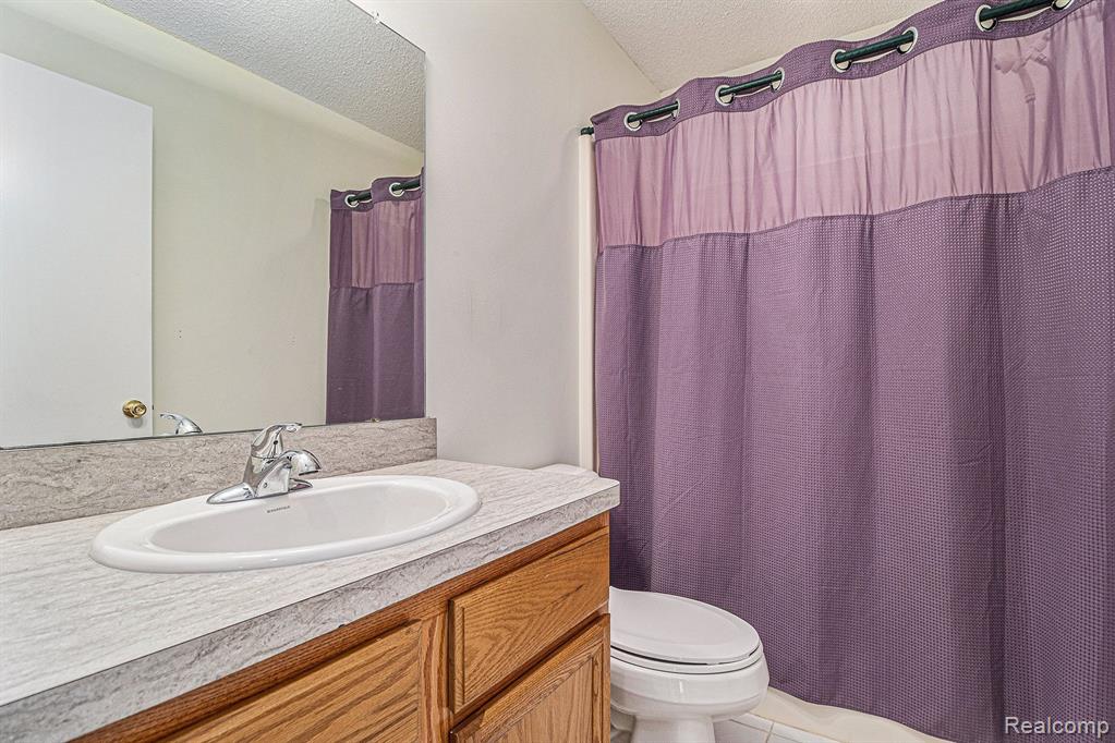 45 N HOSPITAL Road, Waterford, MI 48327 — Photo 20