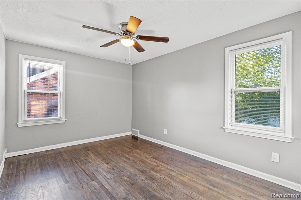 8620 W 7 Mile Road, Detroit, MI 48221 — Photo 12
