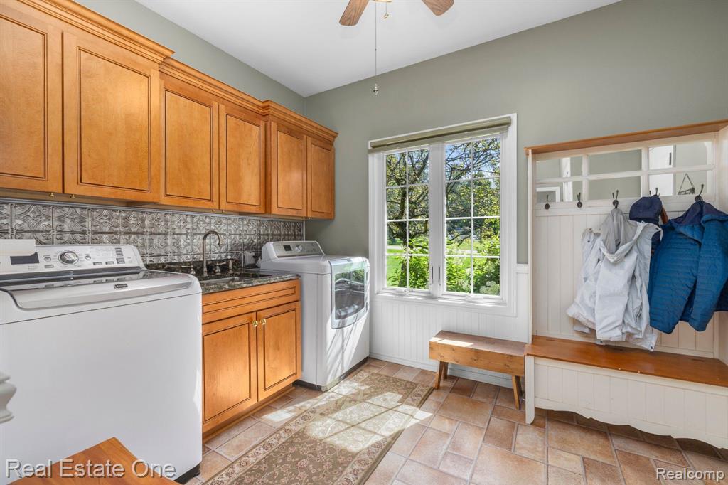 44211 CHEDWORTH Drive, Northville, MI 48167 — Photo 22