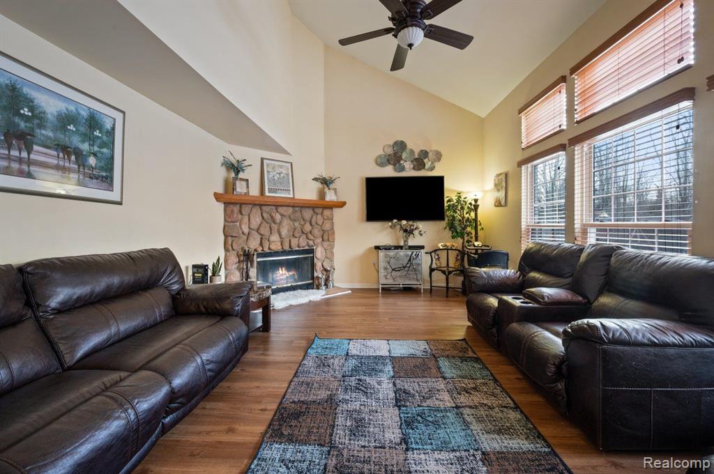 14917 BROOKSIDE Drive, Van Buren, MI 48111 — Photo 11