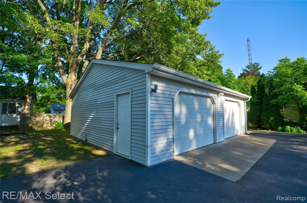 406 E Vienna Street, Clio, MI 48420 — Photo 4