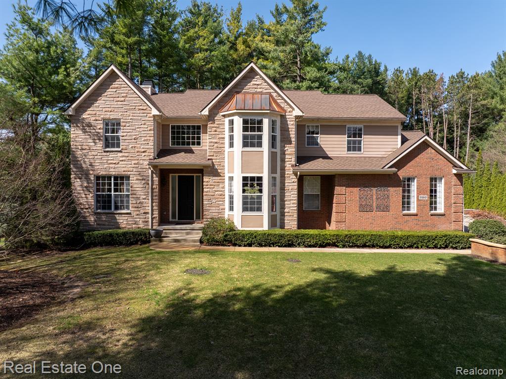 9160 ROGER SCOTT Trail, Brighton, MI 48116 — front exterior