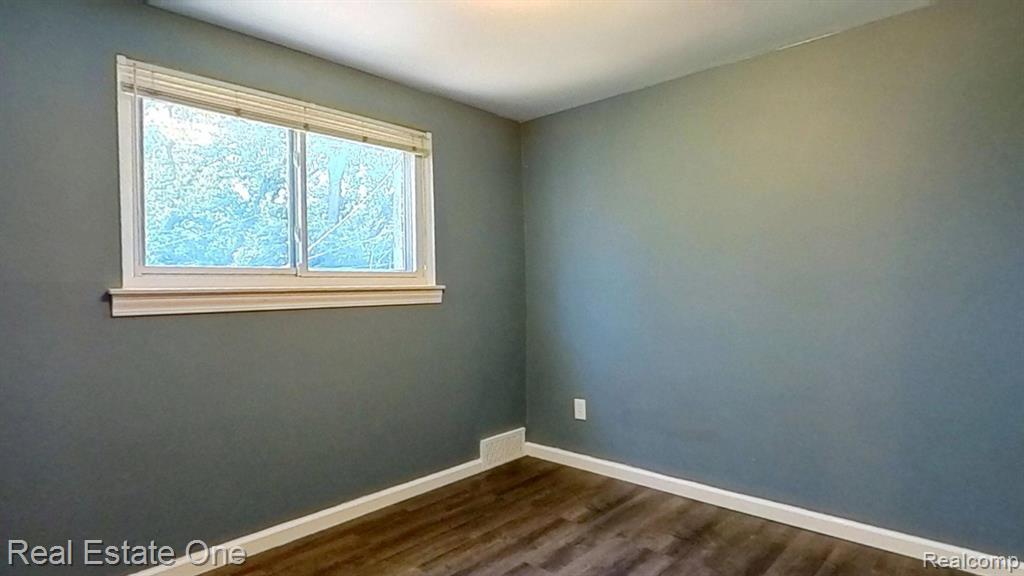 41744 Mae Wood Drive, Sterling Heights, MI 48313 — Photo 39