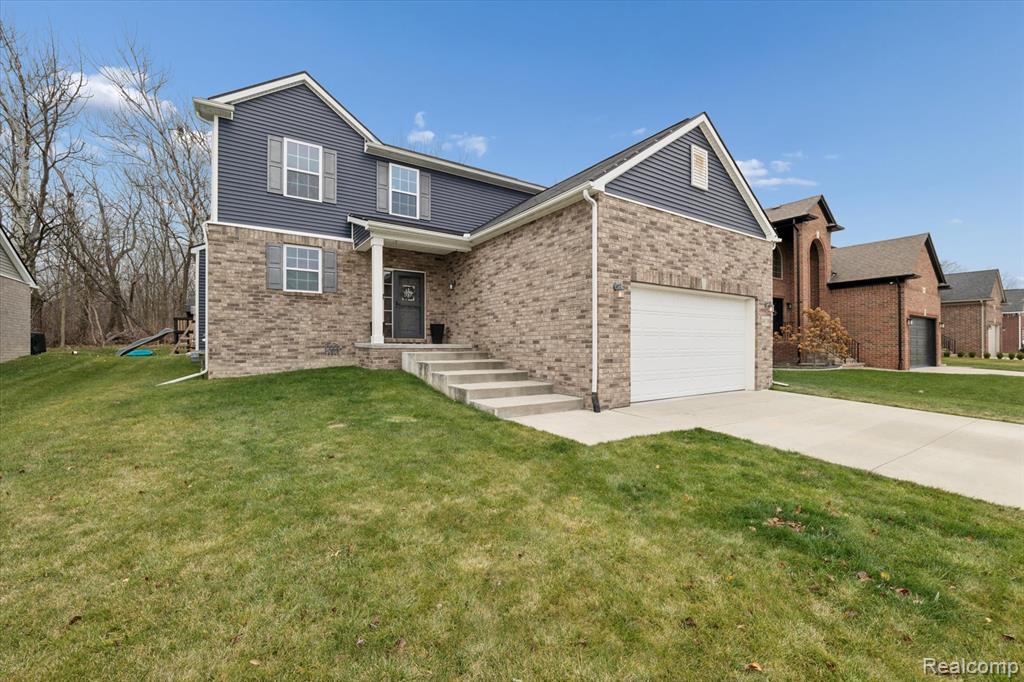 48138 Manhattan Drive, Macomb, MI 48042 — Photo 2