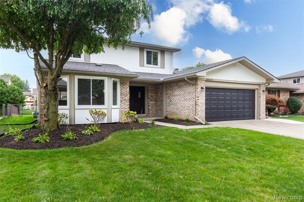 46376 Meadow Lane, Macomb, MI 48044 — Photo 2