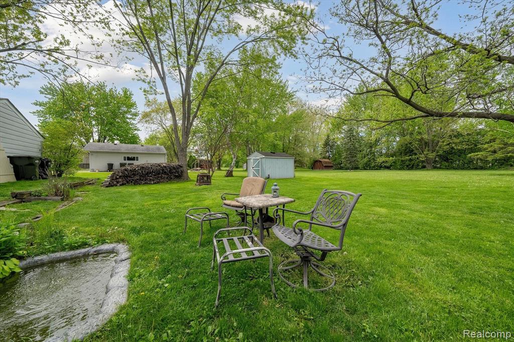6091 COTTER Avenue, Sterling Heights, MI 48314 — Photo 35