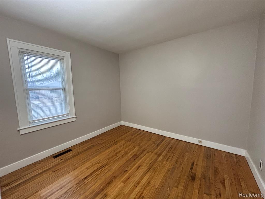 8095 Continental Avenue, Warren, MI 48089 — Photo 9