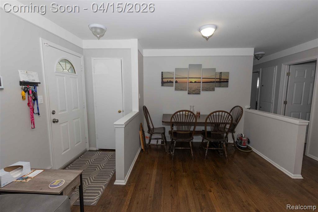 29361 Mark Avenue, Madison Heights, MI 48071 — Photo 5